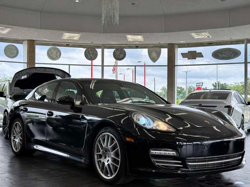 2013 Porsche Panamera 4