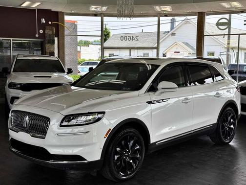 2023 Lincoln Nautilus Reserve