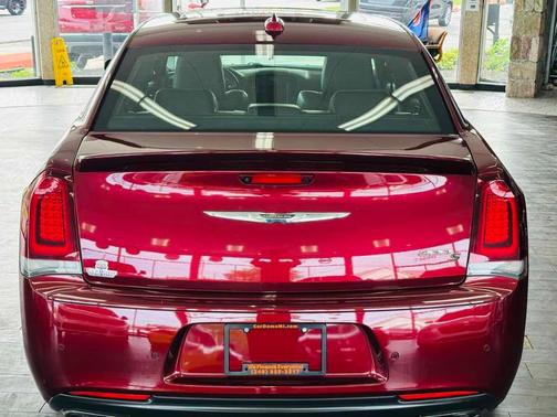 Velvet Red Pearlcoat 2020 Chrysler 300 S