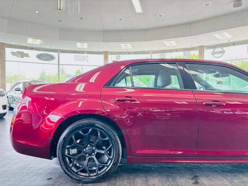 Velvet Red Pearlcoat 2020 Chrysler 300 S