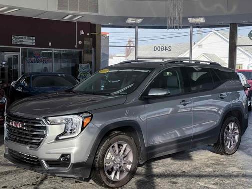 2023 GMC Terrain SLT