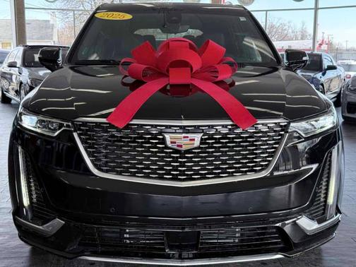 2025 Cadillac XT6 Premium Luxury AWD