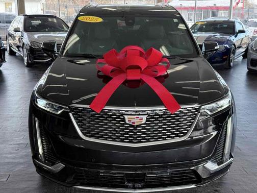 2025 Cadillac XT6 Premium Luxury AWD