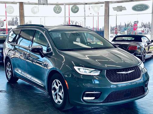 2023 Chrysler Pacifica Limited