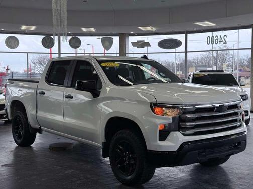 2023 Chevrolet Silverado 1500 Custom Trail Boss