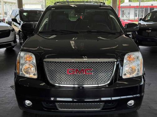 2007 GMC Yukon Denali