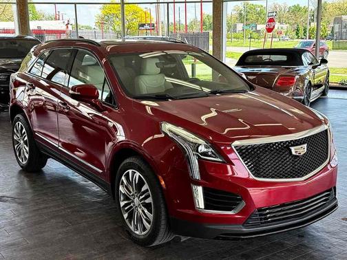 2020 Cadillac XT5 Sport