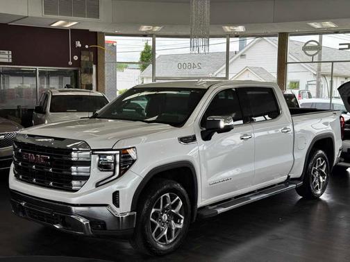 2023 GMC Sierra 1500 SLT