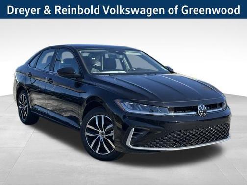 Deep Black Pearl Effect 2026 Volkswagen Jetta 1.5T SE
