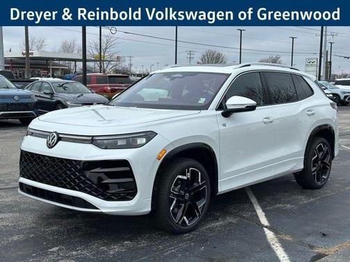 2026 Volkswagen Tiguan 2.0T SEL R-Line