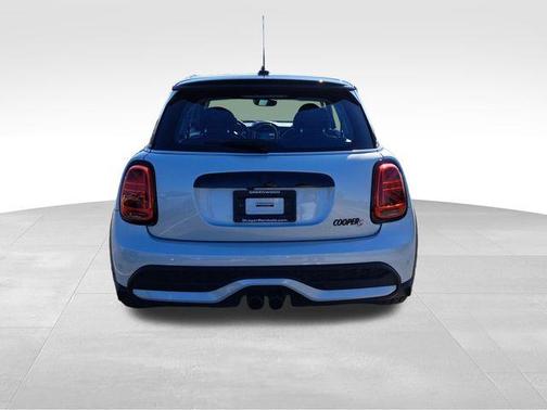 2023 MINI Hardtop Cooper