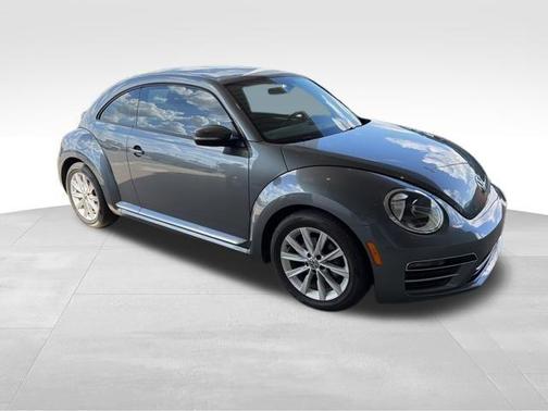 2017 Volkswagen Beetle 1.8T SE