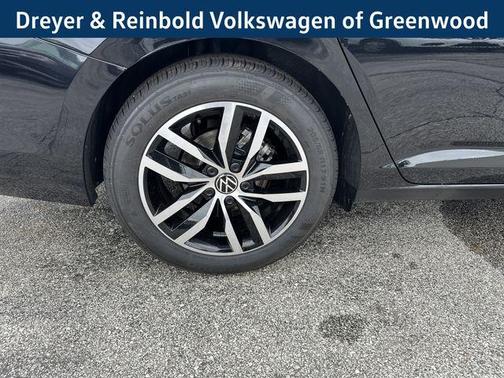 2025 Volkswagen Jetta 1.5T SE