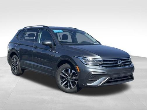 Platinum Gray Metallic 2023 Volkswagen Tiguan 2.0T S