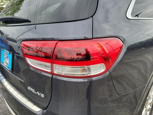 2016 Kia Sorento SX