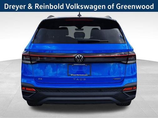 2025 Volkswagen Taos 1.5T SE Black