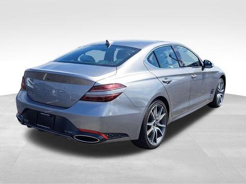 2024 Genesis G70 2.5T