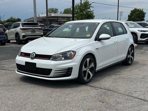 Pure White 2015 Volkswagen Golf GTI S