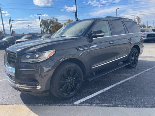 2022 Lincoln Navigator Black Label