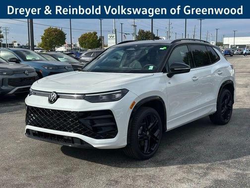 2026 Volkswagen Tiguan 2.0T SE R-Line Black