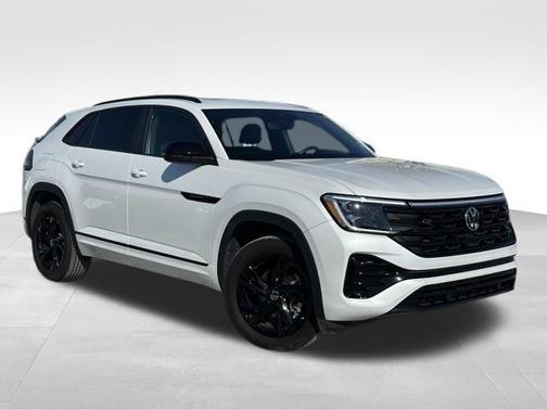 2025 Volkswagen Atlas Cross Sport 2.0T SEL R-Line Black