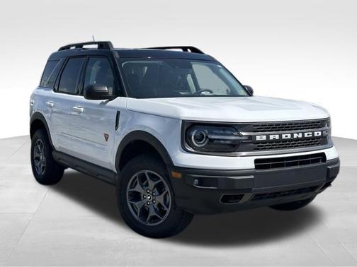 Oxford White 2022 Ford Bronco Sport Badlands
