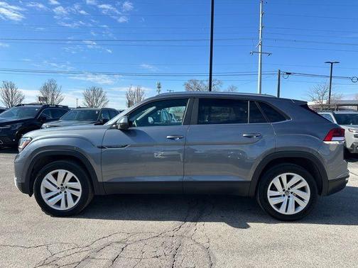 2023 Volkswagen Atlas Cross Sport 2.0T SE w/Technology