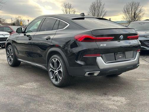 2023 BMW X6 xDrive40i