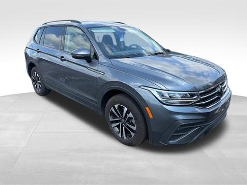 Platinum Gray Metallic 2023 Volkswagen Tiguan 2.0T S