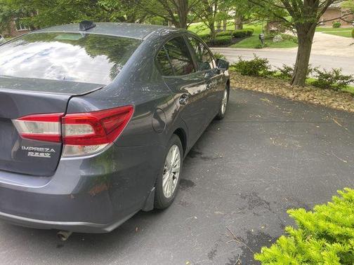 Carbide Gray Metallic 2017 Subaru Impreza 2.0i Premium