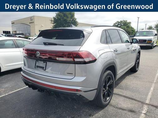 2025 Volkswagen Atlas Cross Sport 2.0T SEL R-Line Black