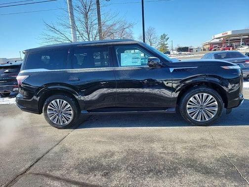 2025 INFINITI QX80 SENSORY
