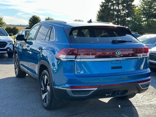 2024 Volkswagen Atlas Cross Sport 2.0T SEL