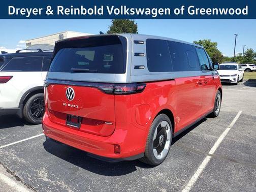 2025 Volkswagen ID. Buzz Pro S Plus