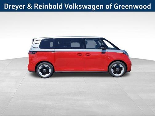 2025 Volkswagen ID. Buzz Pro S Plus