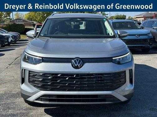 2025 Volkswagen Tiguan 2.0T SE