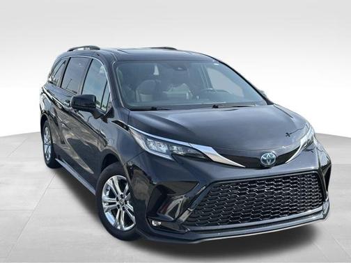 2023 Toyota Sienna XSE