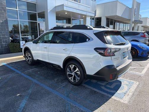 2022 Subaru Outback Touring
