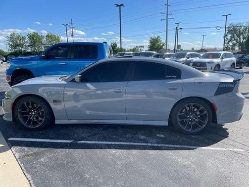 Smoke 2022 Dodge Charger R/T