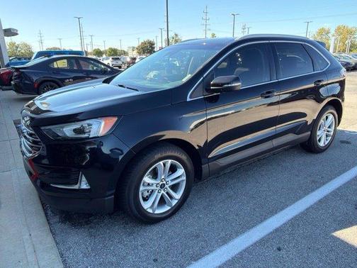 Black 2020 Ford Edge SEL
