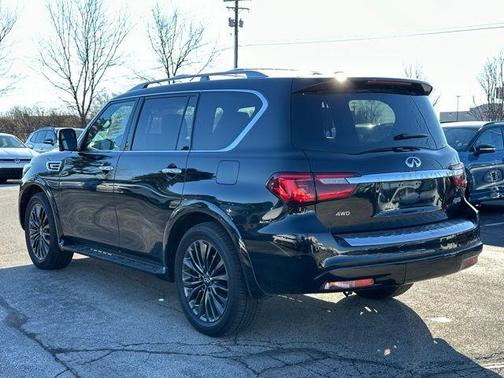 2024 INFINITI QX80 SENSORY