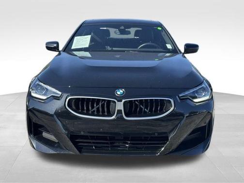 2025 BMW 230 i xDrive