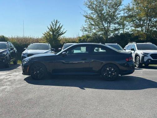 2025 BMW 230 i xDrive