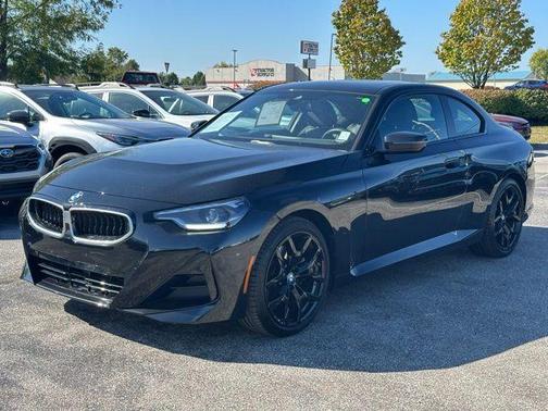 2025 BMW 230 i xDrive