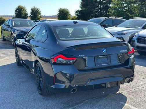 2025 BMW 230 i xDrive
