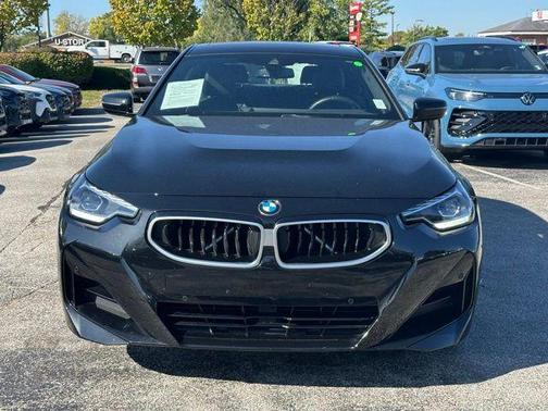 2025 BMW 230 i xDrive