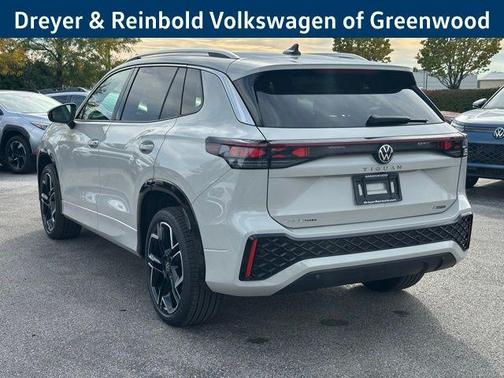 2026 Volkswagen Tiguan 2.0T SEL R-Line