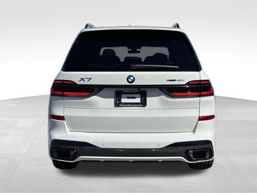 2026 BMW X7 xDrive40i