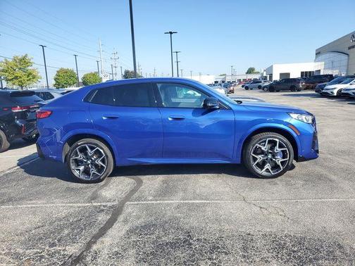2024 BMW X2 M35i