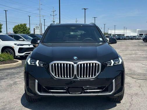 Black Sapphire Metallic 2026 BMW X5 xDrive40i